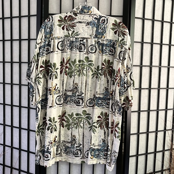 AVI COLLECTION BY KAHALA HAWAIIAN ISLANDS XL short sleeve button down - Picture 4 of 9